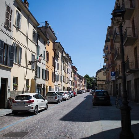 Centro Storico Oltretorrente Apartment Parma Exterior foto